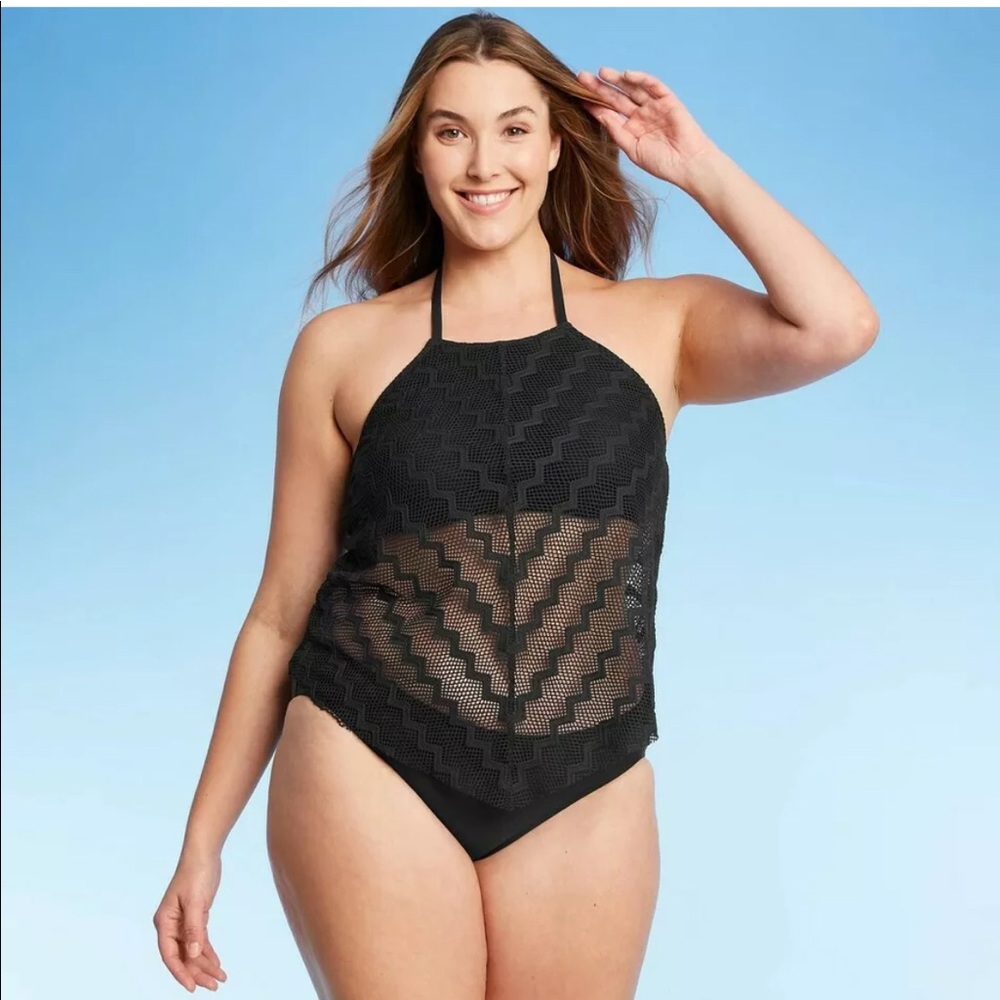 Kona Sol™ Women Crochet High Neck Shoreline Chevron Tankini Top Size M ( 8-10)